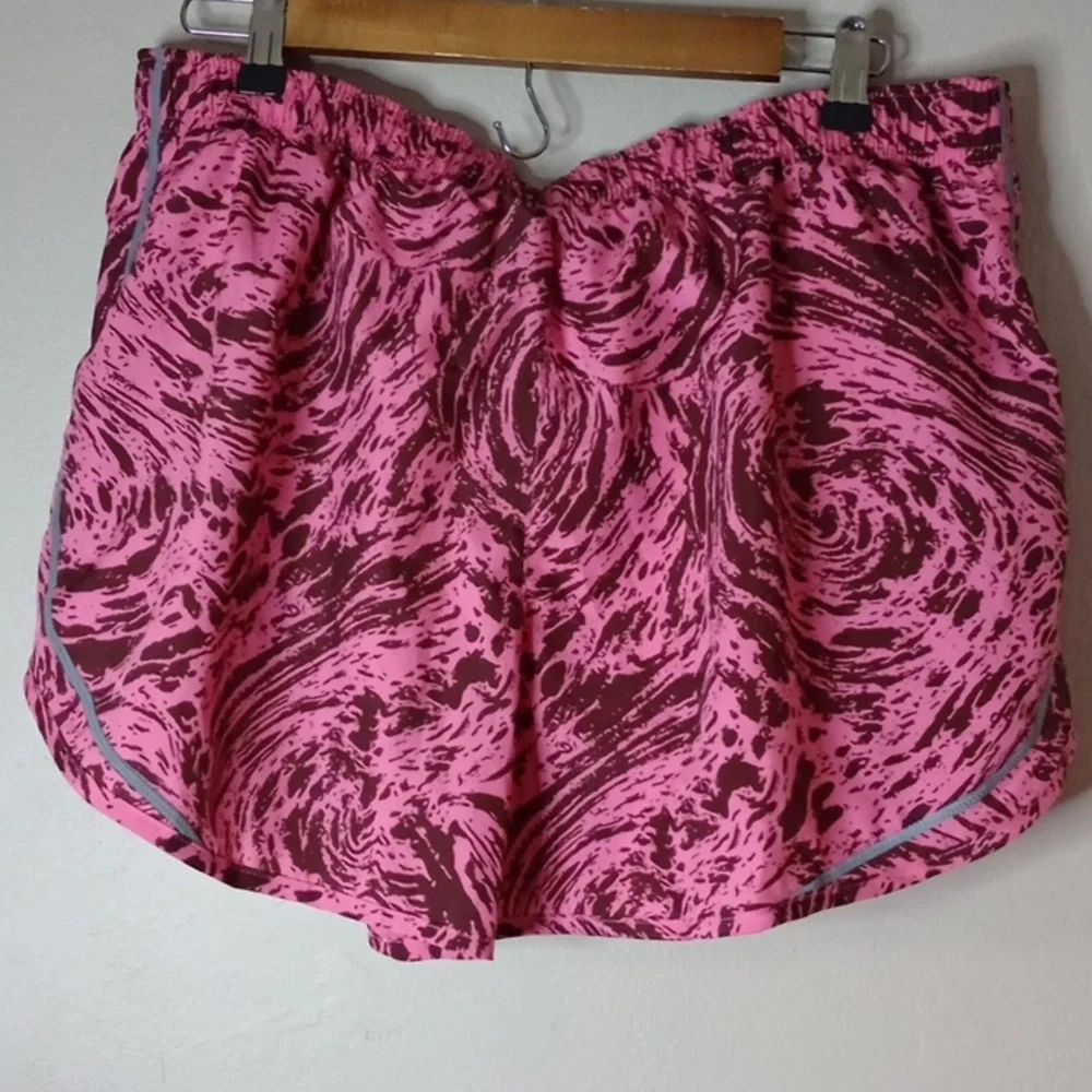 Nike Dry Fit Running Athletic Activewear Pink Shorts New With Tags Size XL - Picture 3 of 7